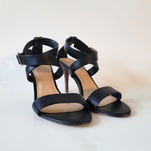 Strappy buckle sandal heels - Black
